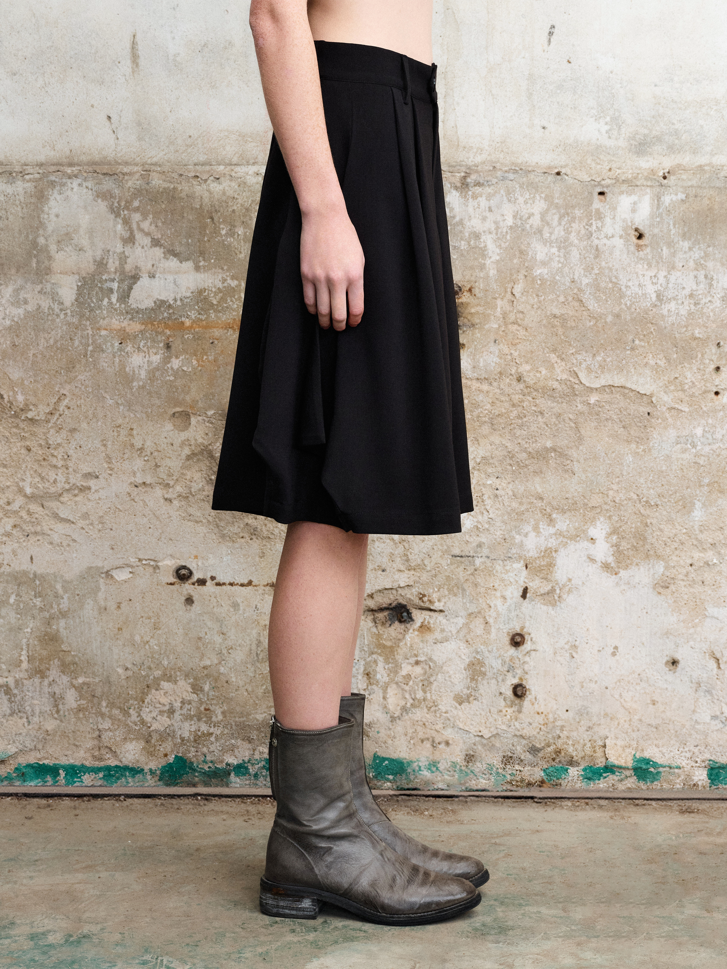 アシンメトリードレープワイドショーツ　N6744