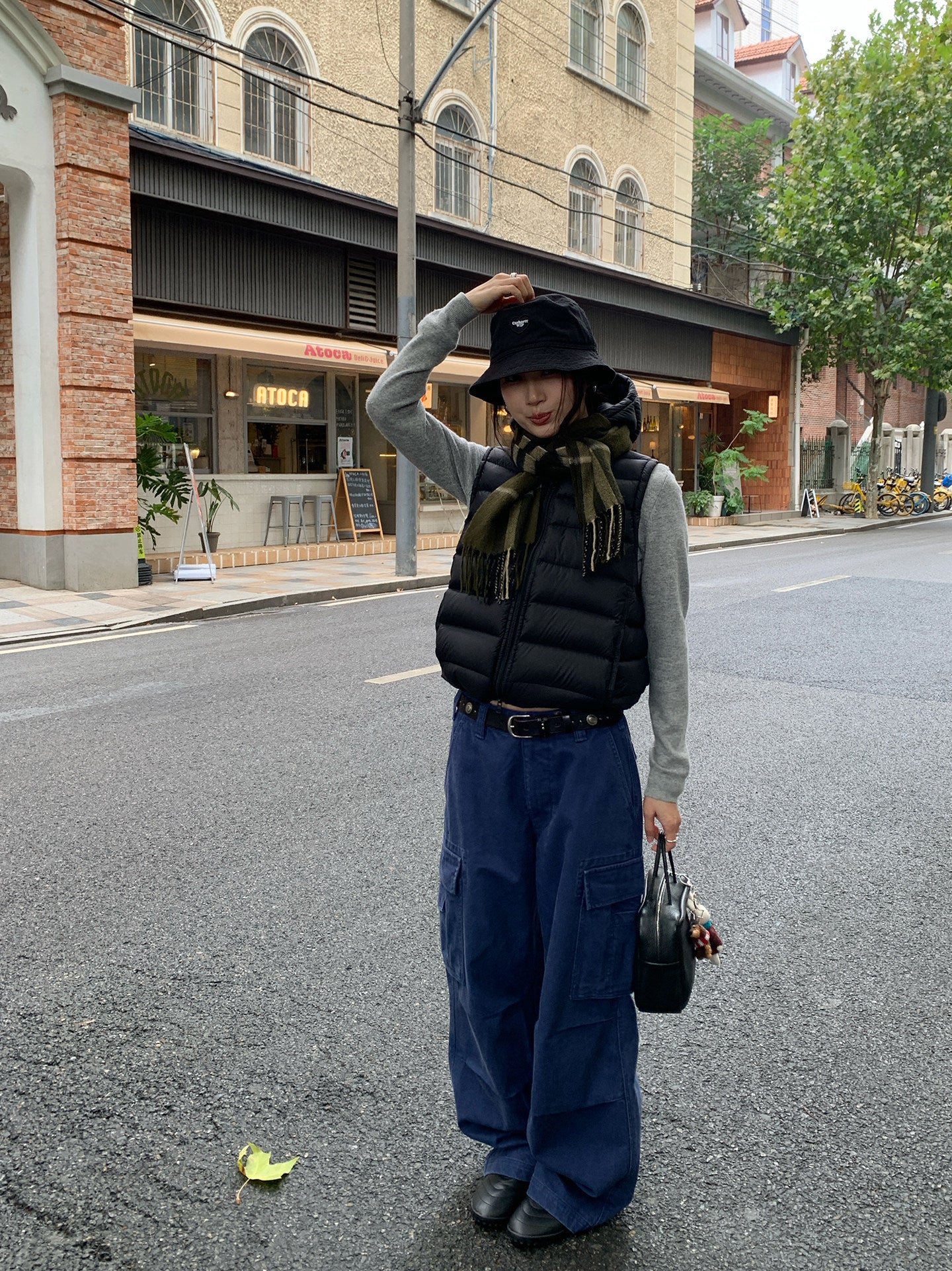 タックデザイン マルチポケットカーゴパンツ　N6750