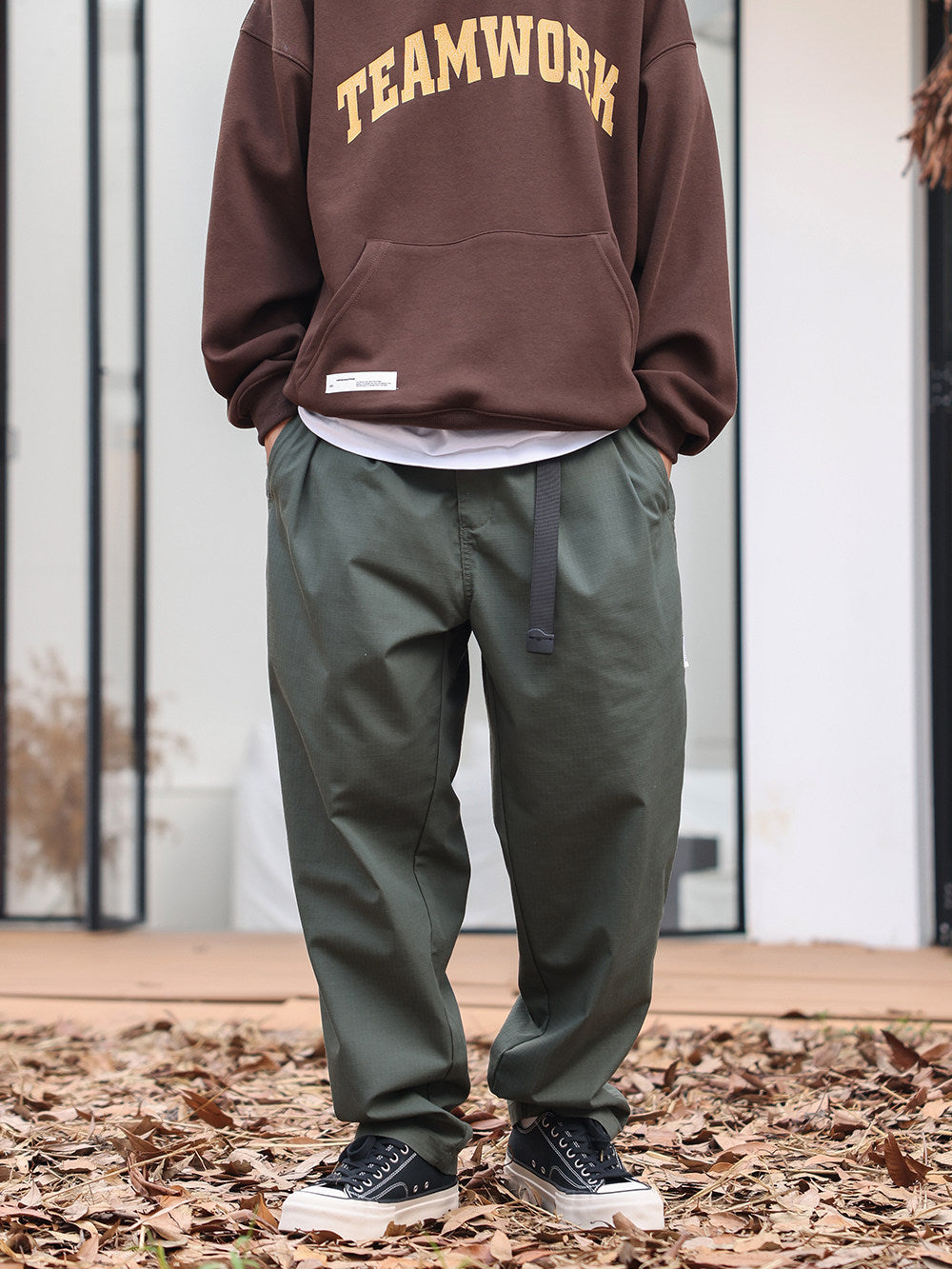 Military-Style Wide Tapered Work Pants N7132