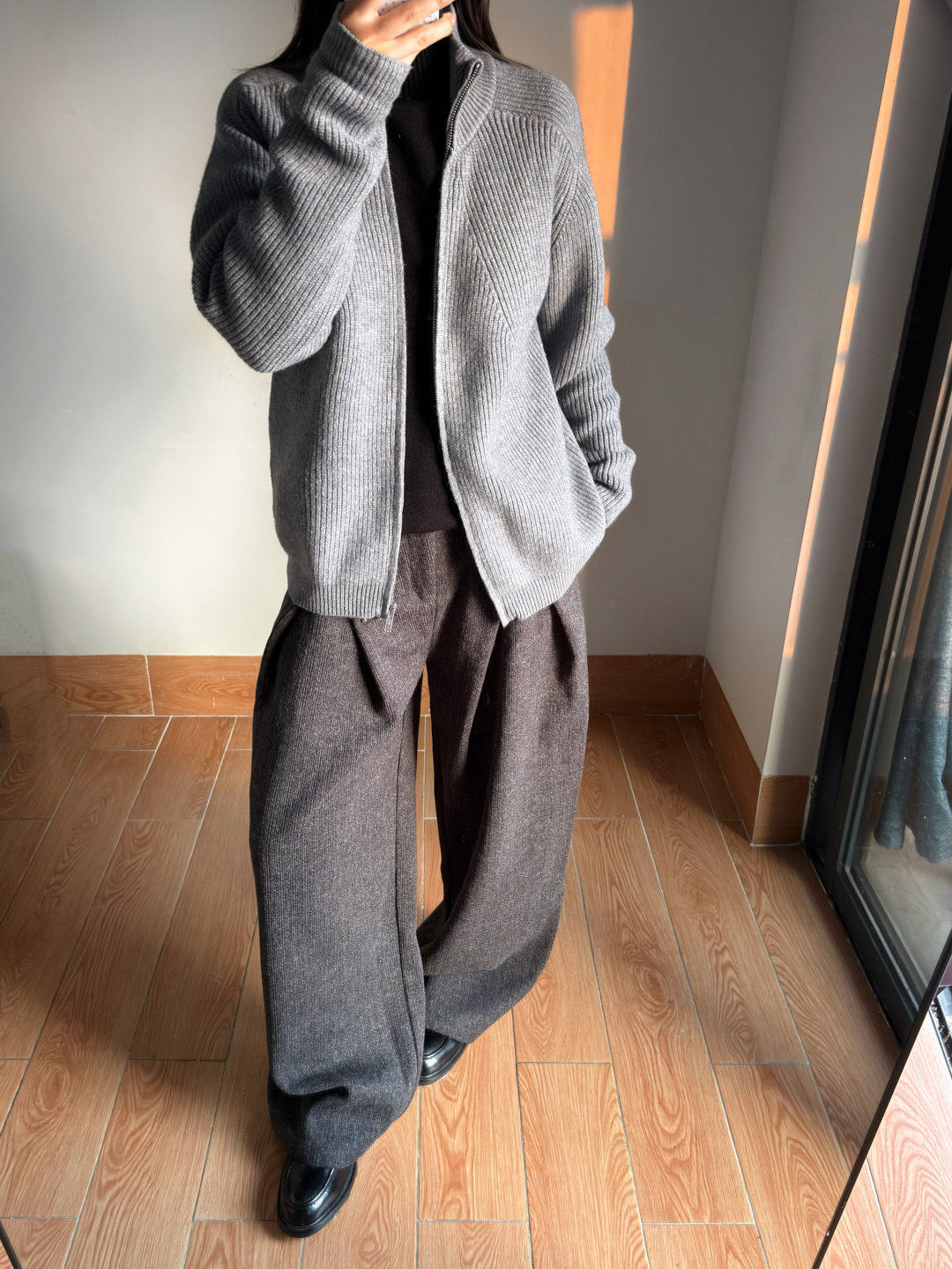 ハイネックジップ ニットカーディガン　N6627