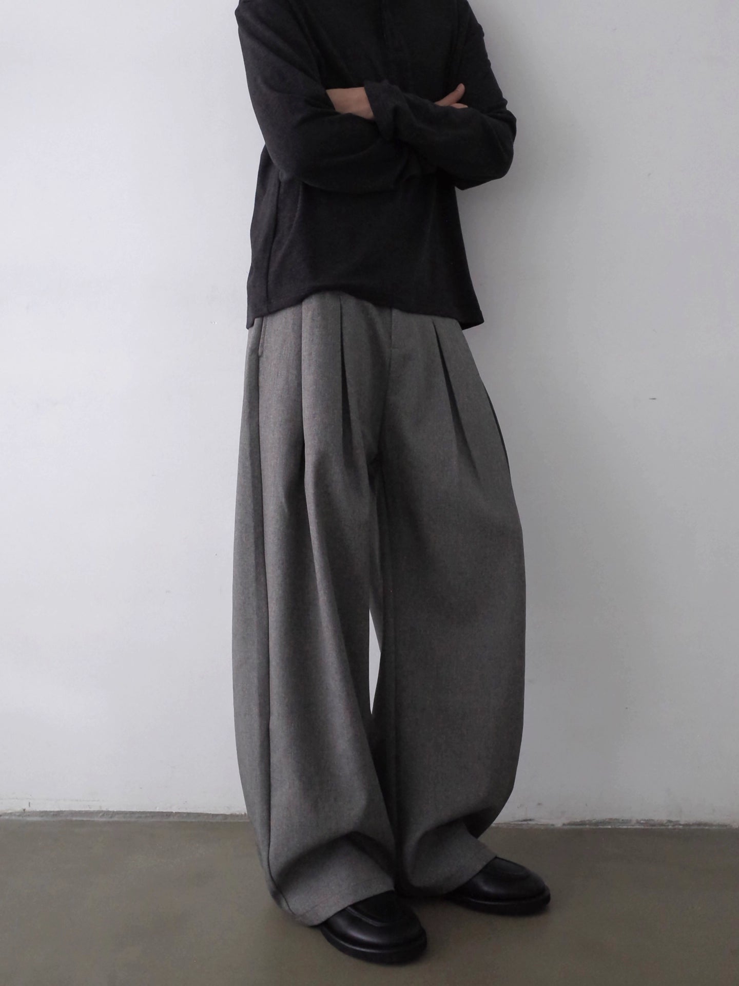 ディープツータック・ワイドカーブスラックス　N6078