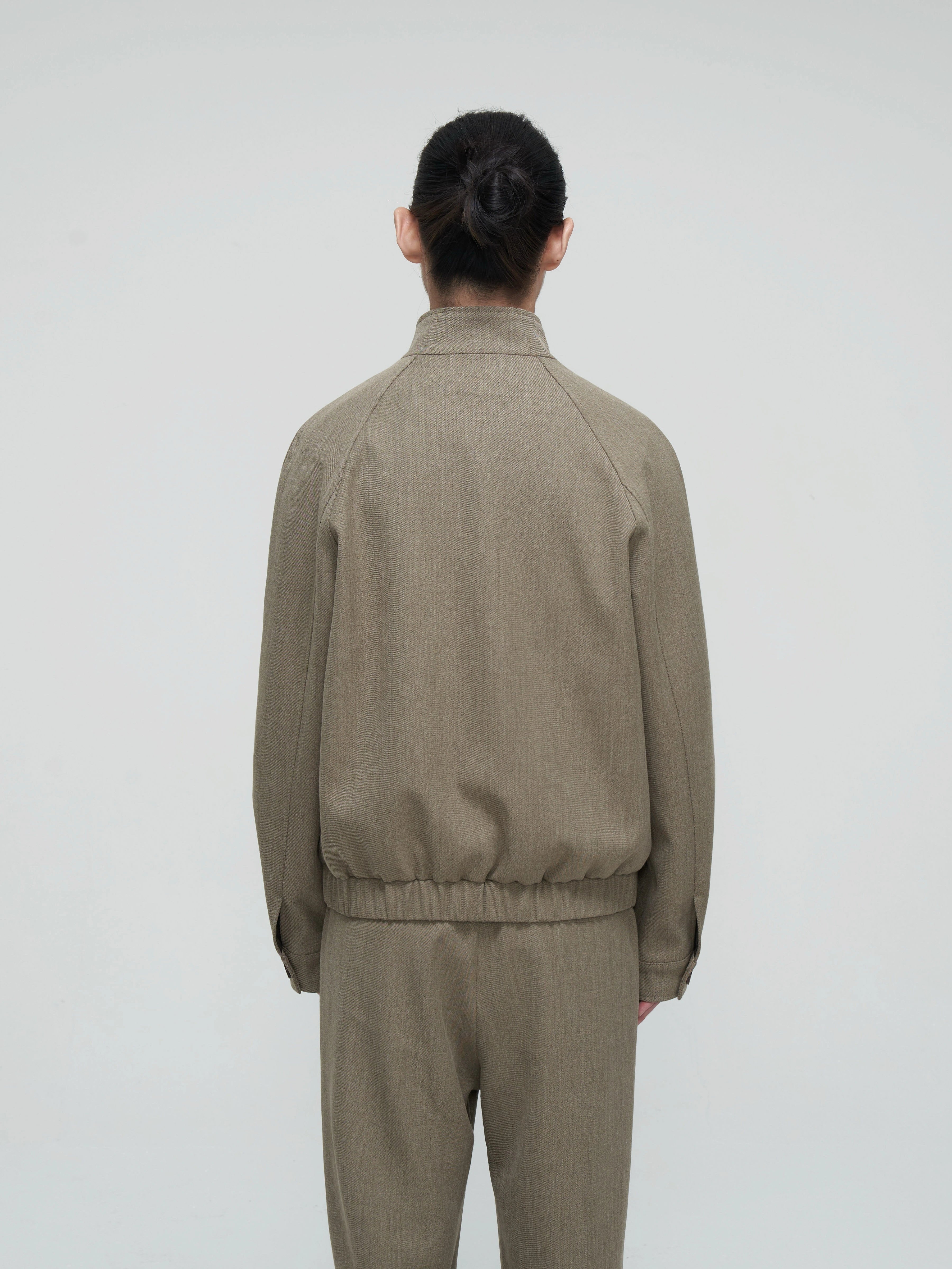 ファブリック・スタンドカラージップブルゾン N6111