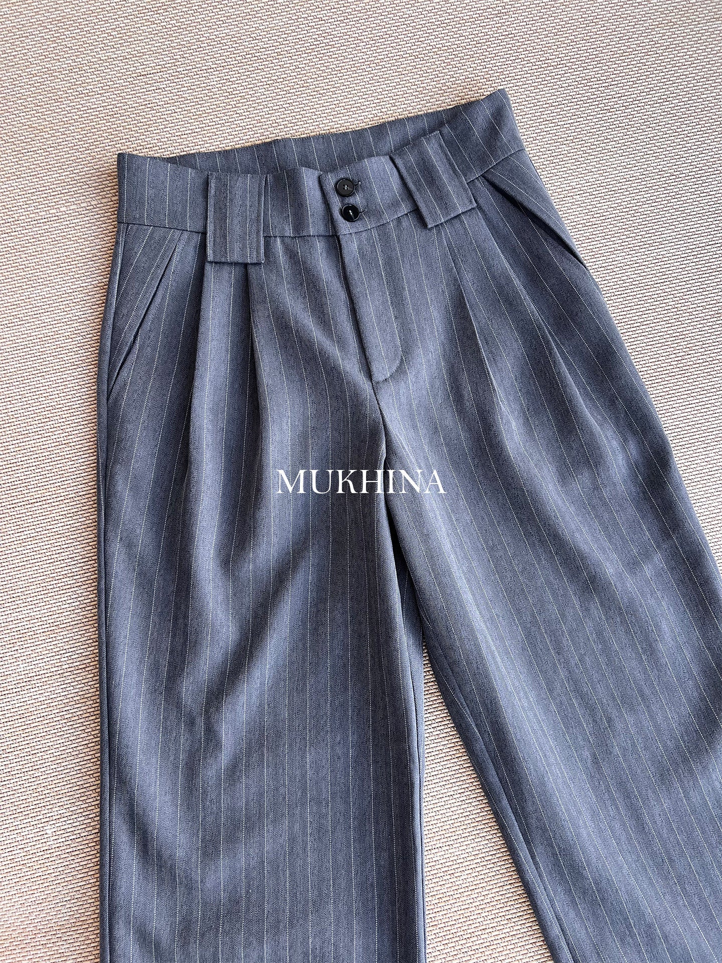 ストライプAライン タックワイド TRスラックス　N6416