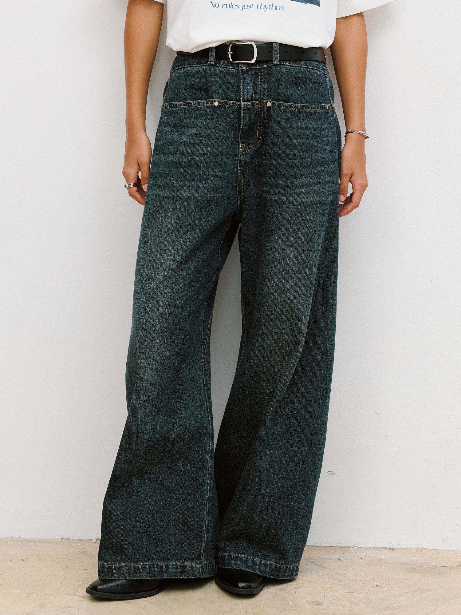 NNine Trendsetting Street Fashion