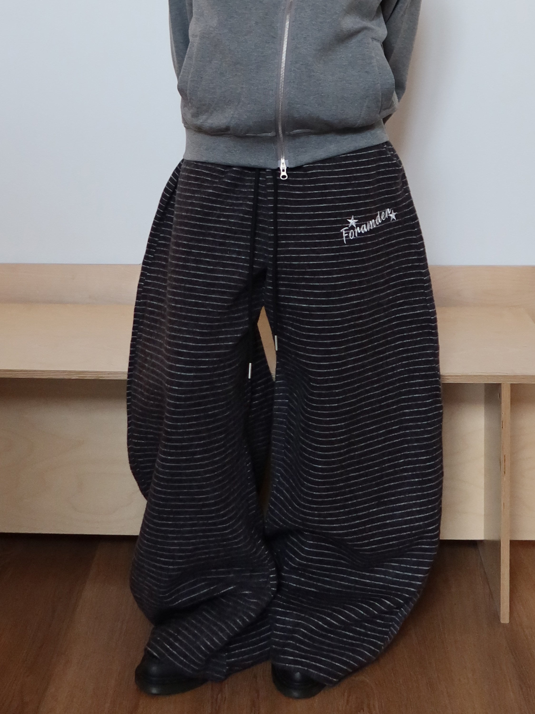 ストライプカーブド 裏起毛ワイドストレートパンツ N6378