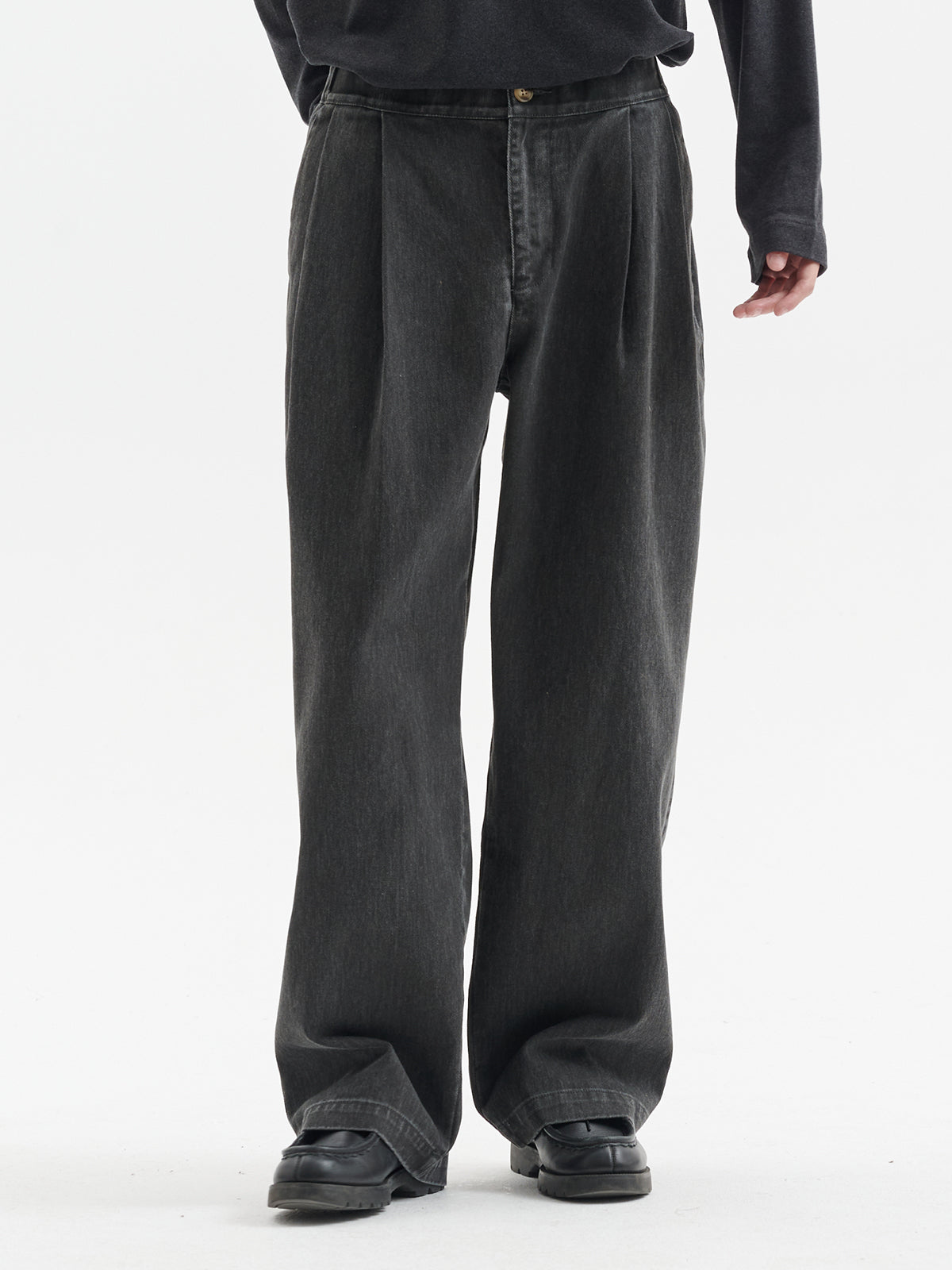 エンザイムウォッシュ・ディープタック・コクーンワイドパンツ　N6233