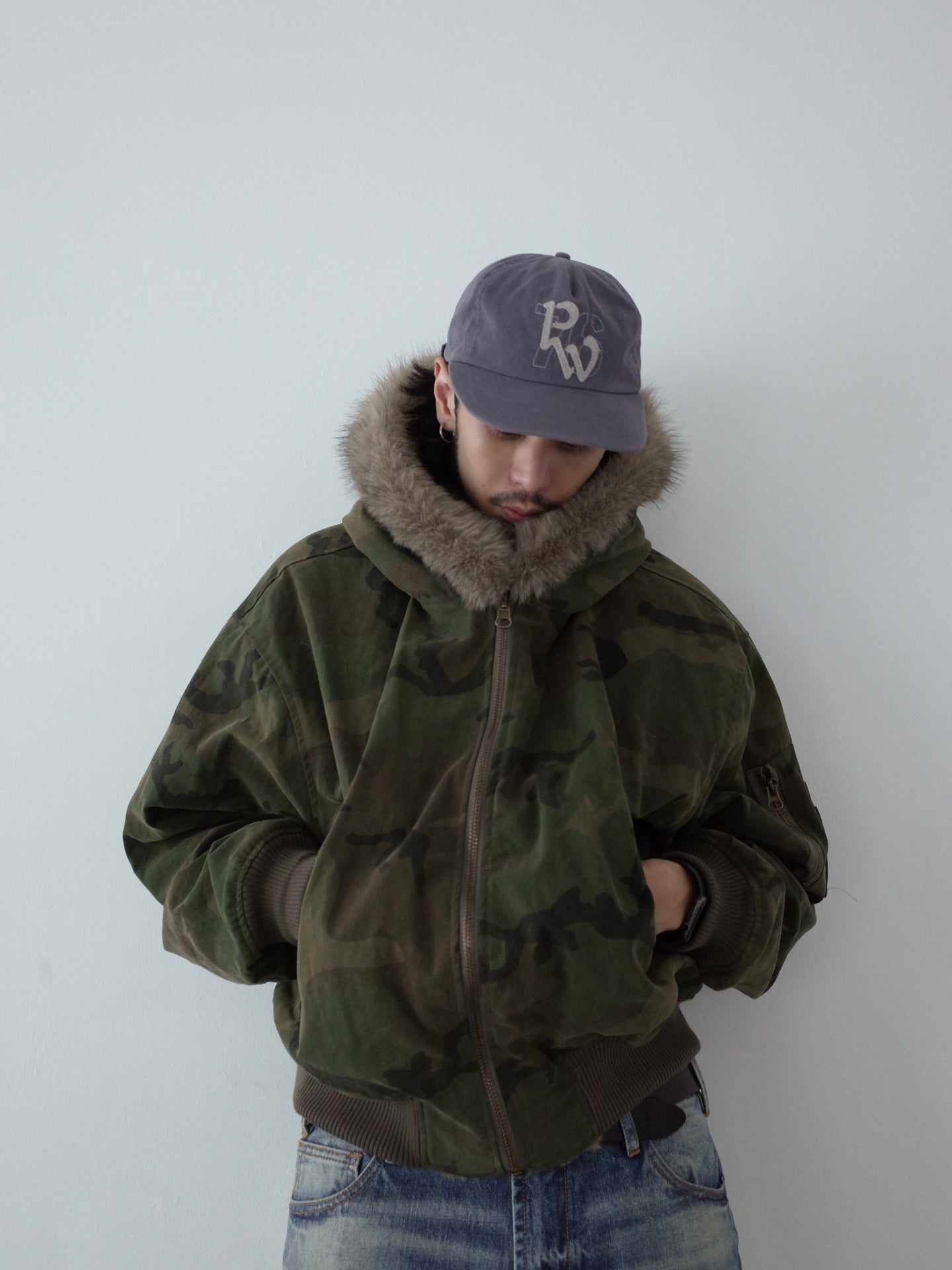 パーカー / HOODIE