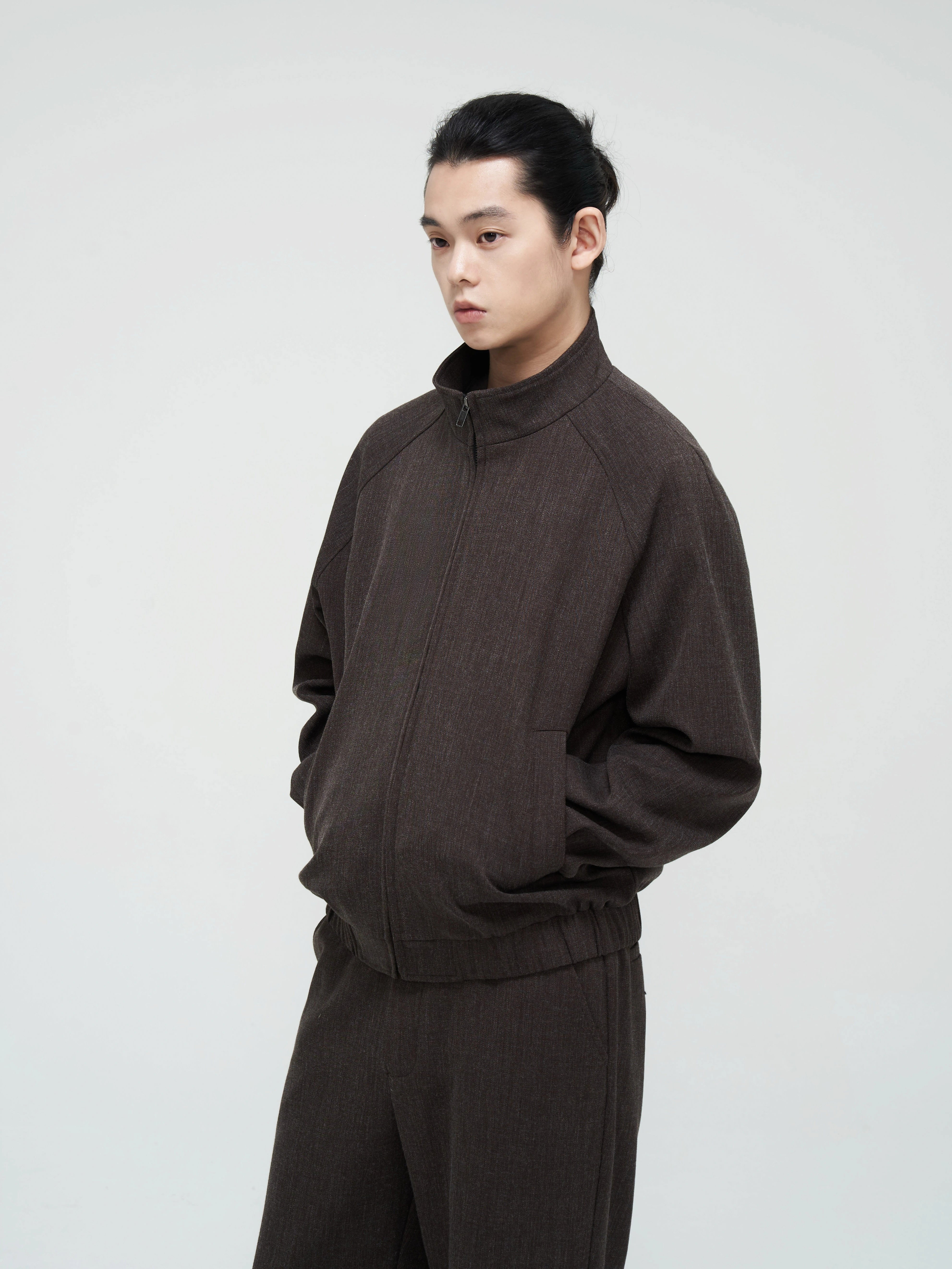 ファブリック・スタンドカラージップブルゾン N6111