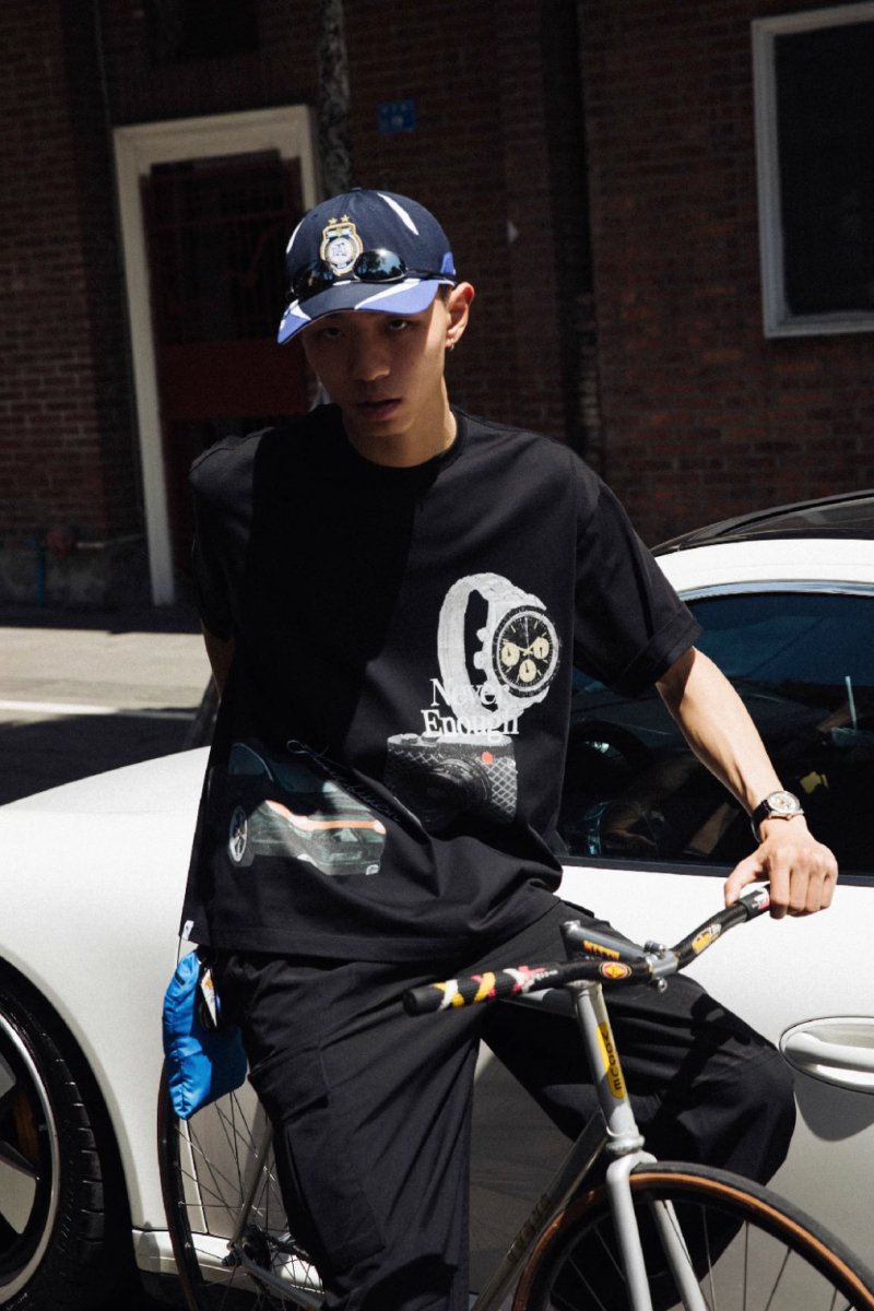 hand painted t - shirt N3642 - NNine