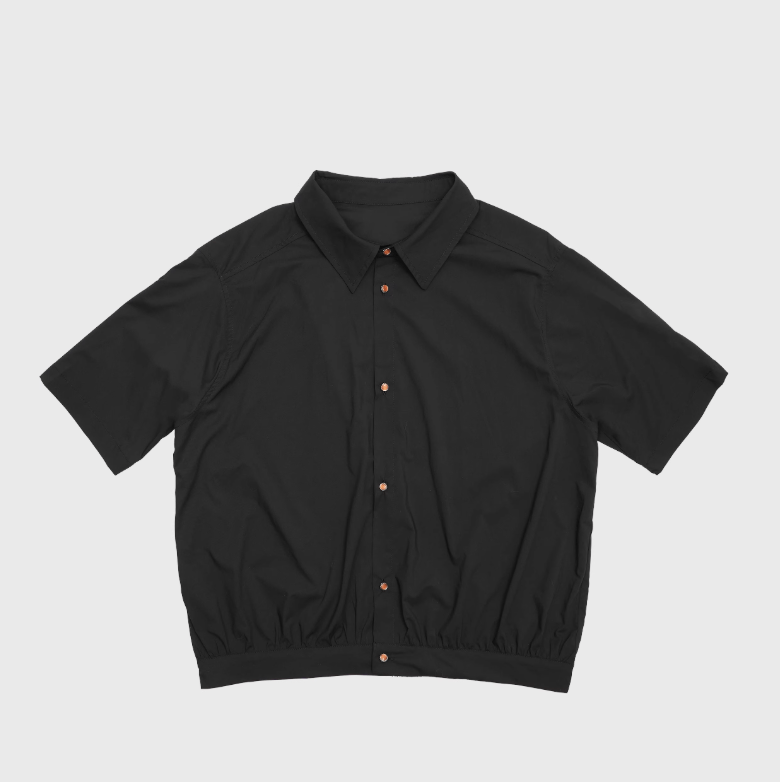 クロップド丈 裾シャーリング 半袖シャツ / Shirred Shirt N5563 - ファッション通販NNine（ナイン）
